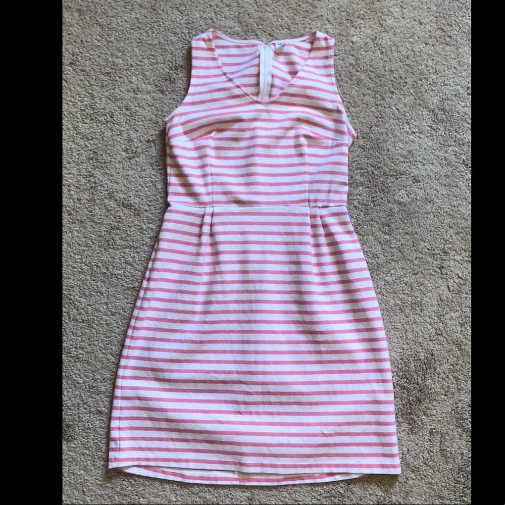 Old Navy Striped Pink and White Dress size Small